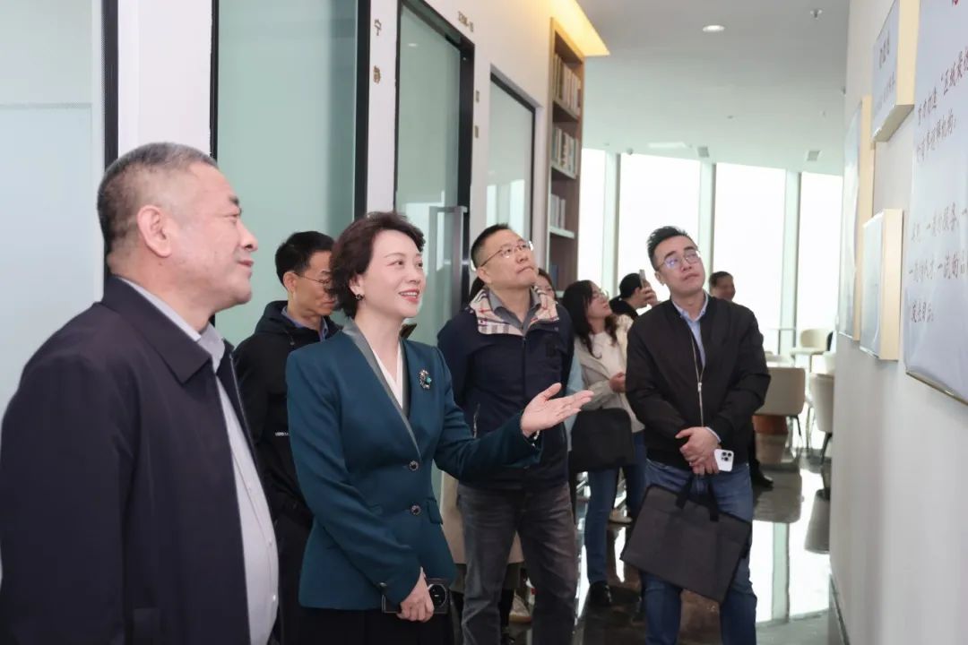 1757298173941851.jpg 2.jpg